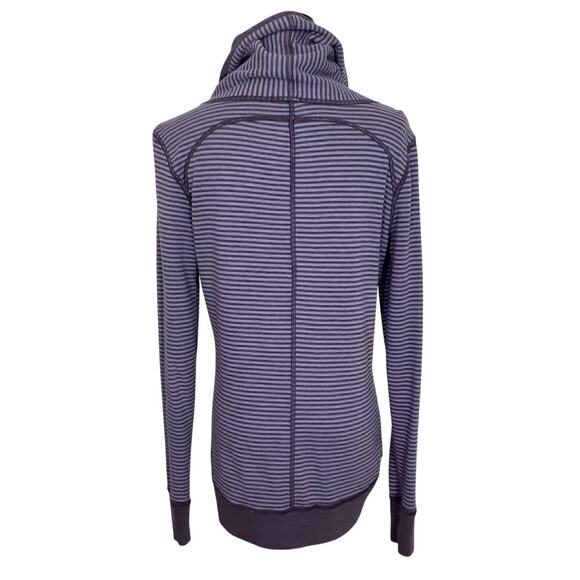 Lululemon In A Cinch Cowl Neck Pullover Purple Reversible Sweatshirt Womens M - Picture 4 of 13